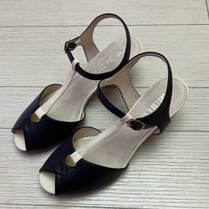 Chelsea Crew women's size EU 39 black and cream t strap peep toe shoes 2.5" heel